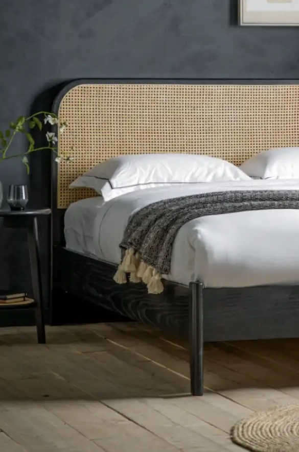 Bohemia bed